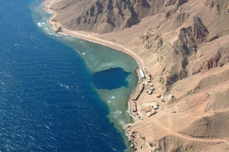 4 в 1 Каньон (Саляма) + Голубая дыра + верблюды + Дахаб